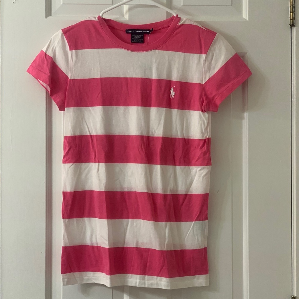 NWT Ralph Lauren Sport. Perfect condition. Just needs to be ironed.😊